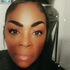 Meet your Posher, Sonya